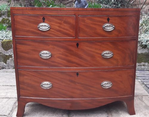 SMALL BOW FRONTED CHEST OF DRAWERS - ADDITIONAL PHOTO 1