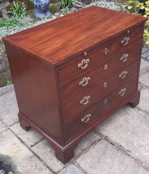 SMALL GEORGIAN CHEST OF DRAWERS - ADDITIONAL PHOTO 5