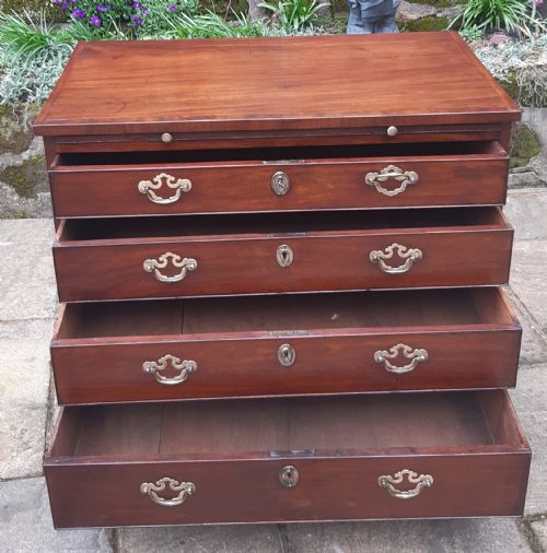SMALL GEORGIAN CHEST OF DRAWERS - ADDITIONAL PHOTO 6