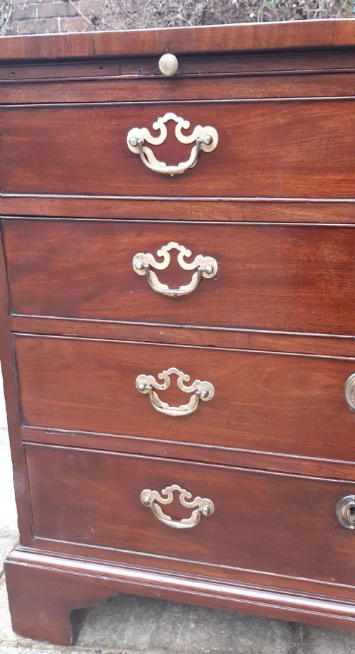 SMALL GEORGIAN CHEST OF DRAWERS - ADDITIONAL PHOTO 7