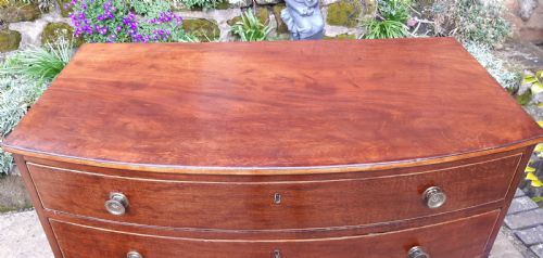BOW FRONT CHEST OF DRAWERS - ADDITIONAL PHOTO 6