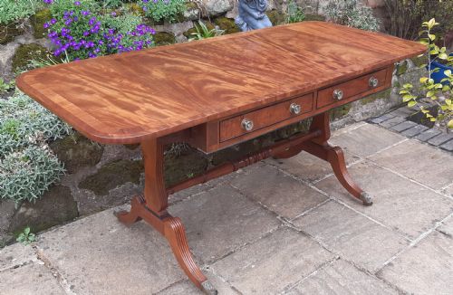 BEAUTIFUL GEORGIAN SOFA TABLE - ADDITIONAL PHOTO 2