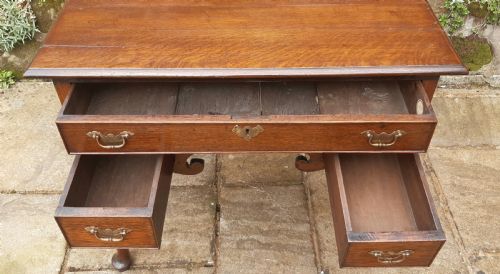 GEORGIAN 18TH CENTURY OAK LOWBOY SIDE TABLE - ADDITIONAL PHOTO 3