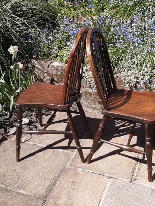4 WHEELBACK WINDSOR CHAIRS - ADDITIONAL PHOTO 4