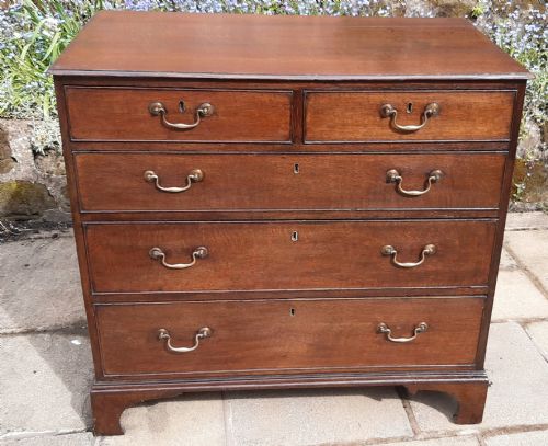 georgian oak chest of drawers - CATEGORY: ANTIQUE CHEST OF DRAWERS - DATED 1800