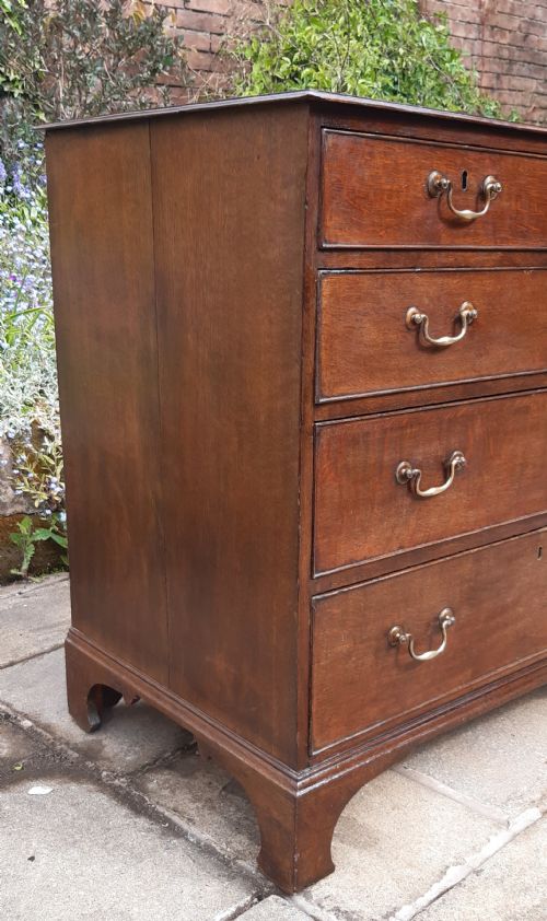 GEORGIAN OAK CHEST OF DRAWERS - ADDITIONAL PHOTO 3
