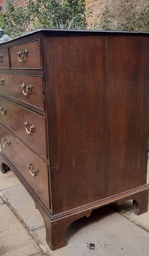 GEORGIAN OAK CHEST OF DRAWERS - ADDITIONAL PHOTO 5