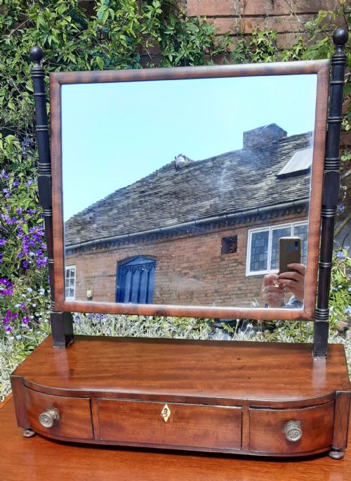 mahogany toilet or dressing table mirror - CATEGORY: ANTIQUE MIRRORS - DATED REGENCY