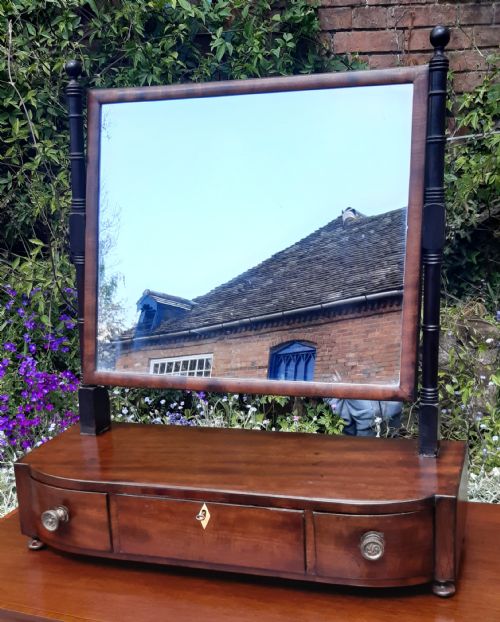 MAHOGANY TOILET OR DRESSING TABLE MIRROR - ADDITIONAL PHOTO 3