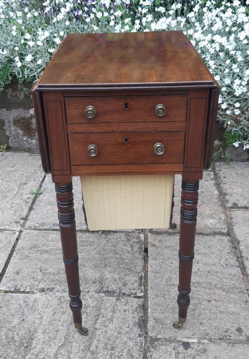 regency pembroke work lamp table - CATEGORY: ANTIQUE TABLES - DATED REGENCY