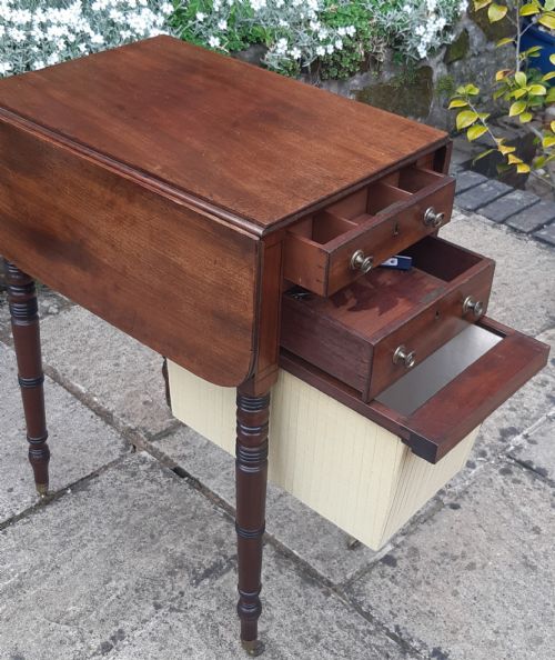 REGENCY PEMBROKE WORK LAMP TABLE - ADDITIONAL PHOTO 1