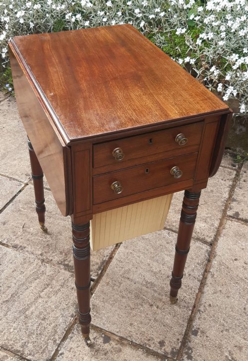 REGENCY PEMBROKE WORK LAMP TABLE - ADDITIONAL PHOTO 15