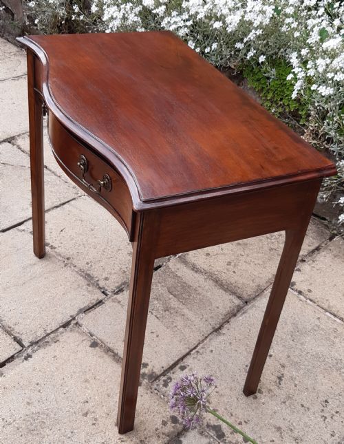 SERPENTINE FRONT SIDE TABLE - ADDITIONAL PHOTO 3