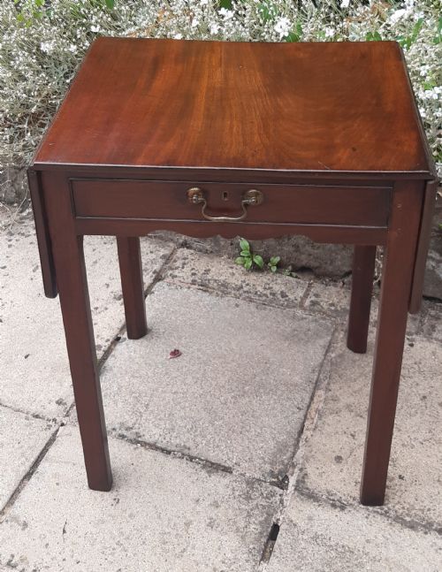 SMALL GEORGIAN SIDE TABLE - ADDITIONAL PHOTO 7