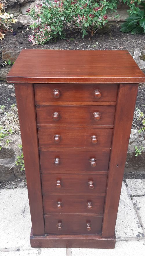 19TH CENTURY MAHOGANY WELLINGTON CHEST - ADDITIONAL PHOTO 2