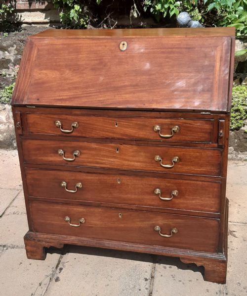 18TH CENTURY MAHOGANY GEORGIAN BUREAU EXCELLENT QUALITY - ADDITIONAL PHOTO 1