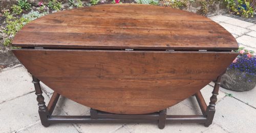 LARGE GEORGIAN OAK DINING TABLE - ADDITIONAL PHOTO 2
