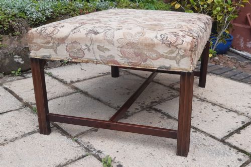LARGE STOOL COFFEE TABLE - ADDITIONAL PHOTO 3
