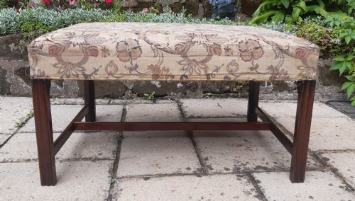 LARGE STOOL COFFEE TABLE - ADDITIONAL PHOTO 7