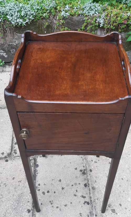 GEORGIAN BEDSIDE CUPBOARD - ADDITIONAL PHOTO 1