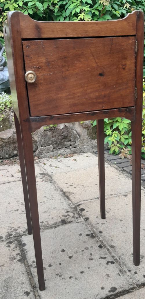 GEORGIAN BEDSIDE CUPBOARD - ADDITIONAL PHOTO 2