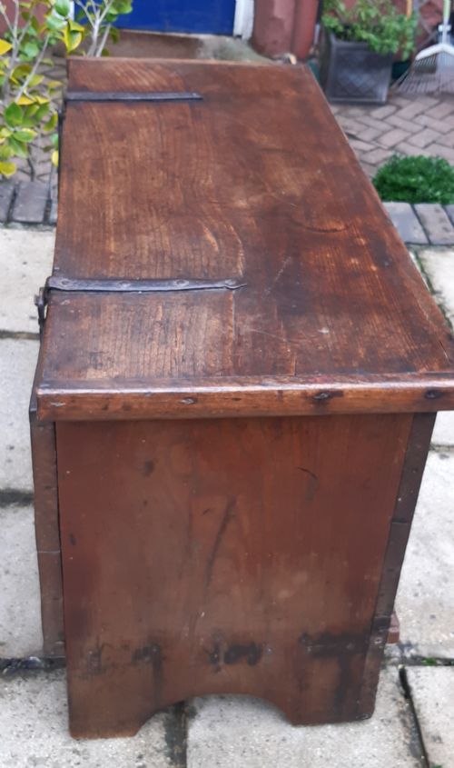 ELM PLANK COFFER 17TH CENTURY DETACHABLE TOP - ADDITIONAL PHOTO 5