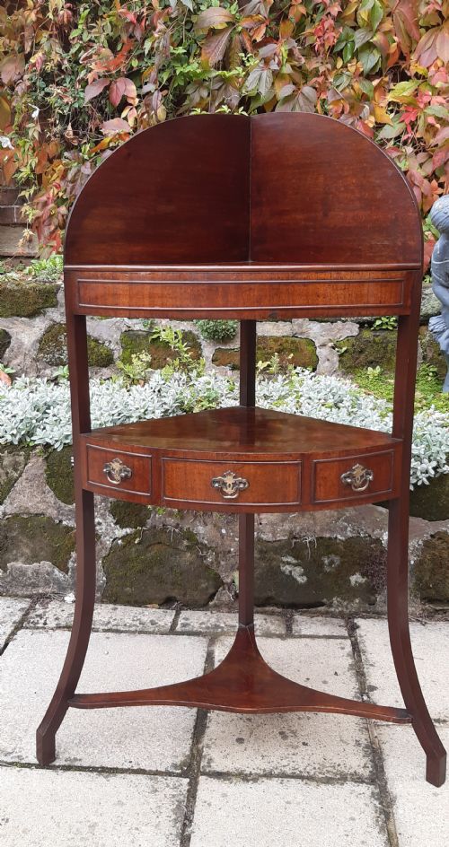 GEORGIAN MAHOGANY CORNER WASHSTAND - ADDITIONAL PHOTO 1