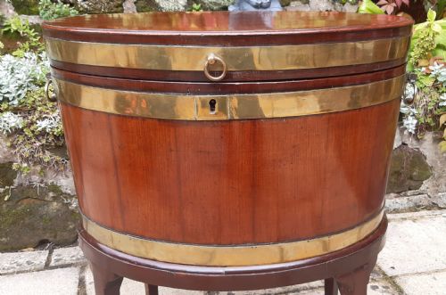 GEORGIAN MAHOGANY OVAL WINE COOLER - ADDITIONAL PHOTO 4