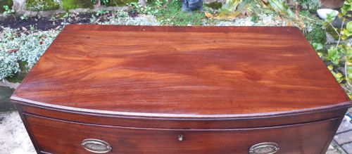 SMALL BOW FRONTED OR BOW FRONT CHEST OF DRAWERS - ADDITIONAL PHOTO 2
