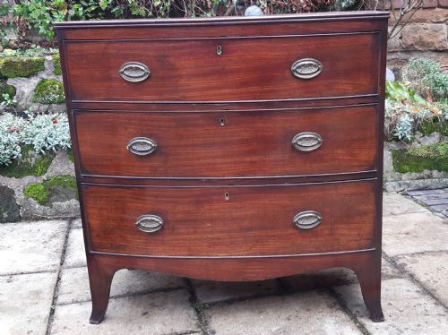 SMALL BOW FRONTED OR BOW FRONT CHEST OF DRAWERS - ADDITIONAL PHOTO 6