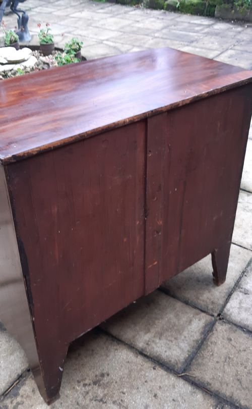 SMALL BOW FRONTED OR BOW FRONT CHEST OF DRAWERS - ADDITIONAL PHOTO 7