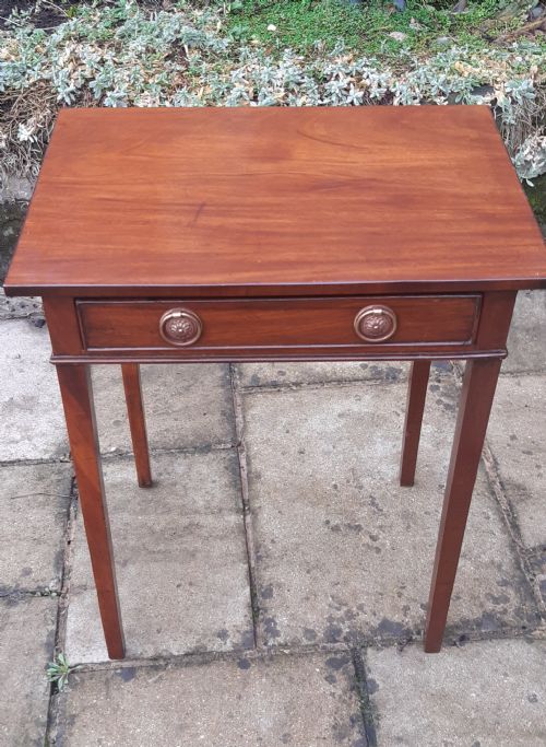SMALL GEORGIAN MAHOGANY SIDE TABLE - ADDITIONAL PHOTO 2