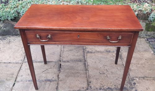 GEORGIAN MAHOGANY SIDE TABLE - ADDITIONAL PHOTO 1