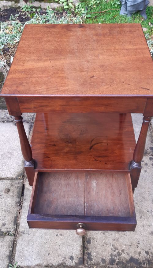 SUPER QUALITY BEDSIDE OR LAMP TABLE - ADDITIONAL PHOTO 1