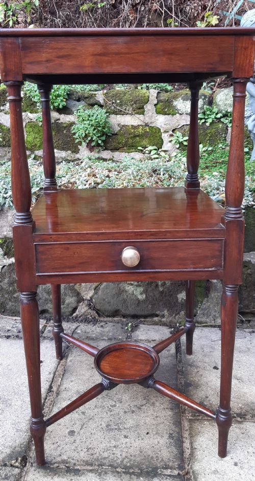 SUPER QUALITY BEDSIDE OR LAMP TABLE - ADDITIONAL PHOTO 6