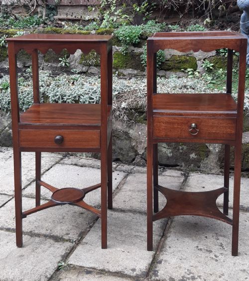 2 mahogany bedside tables - CATEGORY: ANTIQUE CABINETS - DATED 1800