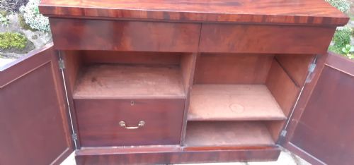 MAHOGANY SIDE CABINET CHIFFONIER CUPBOARD - ADDITIONAL PHOTO 5