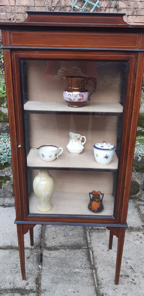 VITRINE DISPLAY CABINET - ADDITIONAL PHOTO 1