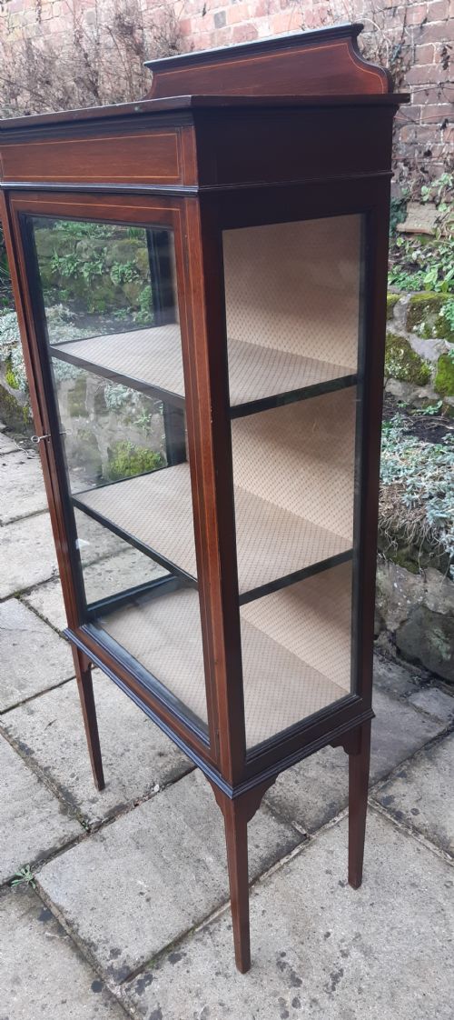 VITRINE DISPLAY CABINET - ADDITIONAL PHOTO 3