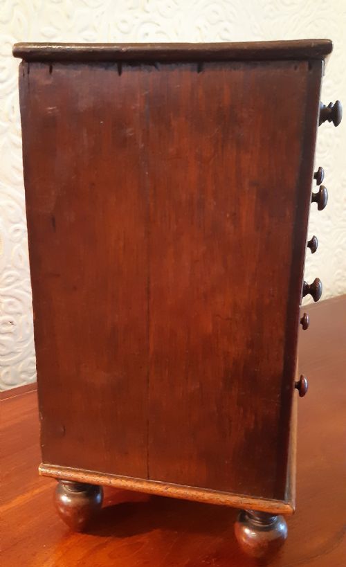 APPRENTICE CHEST OF DRAWERS - ADDITIONAL PHOTO 2