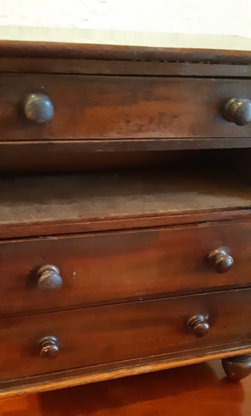 APPRENTICE CHEST OF DRAWERS - ADDITIONAL PHOTO 7