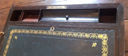 EXQUISITE ROSEWOOD BRASS BOUND WRITING BOX - ADDITIONAL PHOTO 2
