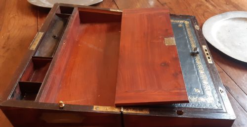 EXQUISITE ROSEWOOD BRASS BOUND WRITING BOX - ADDITIONAL PHOTO 7