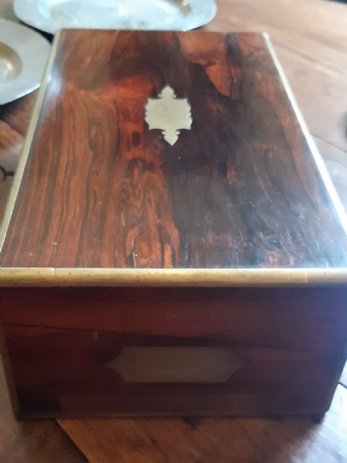 EXQUISITE ROSEWOOD BRASS BOUND WRITING BOX - ADDITIONAL PHOTO 9