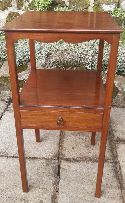 georgian mahogany bedside table - CATEGORY: ANTIQUE CABINETS - DATED 1800