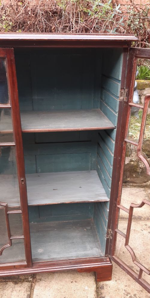 SMALL GEORGIAN GLAZED BOOKCASE - ADDITIONAL PHOTO 5