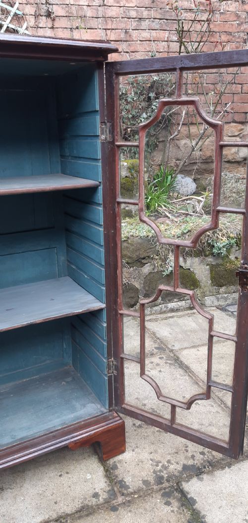 SMALL GEORGIAN GLAZED BOOKCASE - ADDITIONAL PHOTO 6