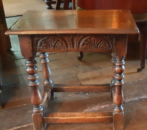 oak joint stool - CATEGORY: ANTIQUE STOOLS - DATED 1920