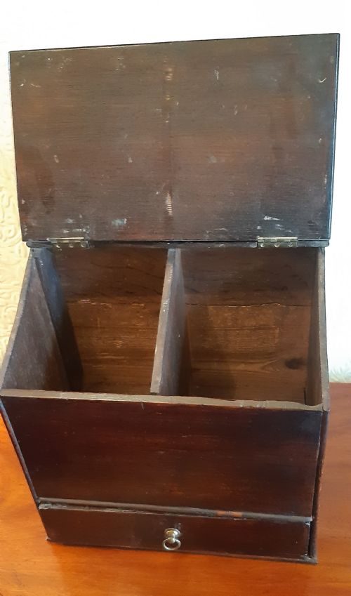 GEORGIAN OAK SALT OR CANDLE BOX - ADDITIONAL PHOTO 1