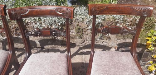 FINE SET OF FOUR MAHOGANY CHAIRS - ADDITIONAL PHOTO 2